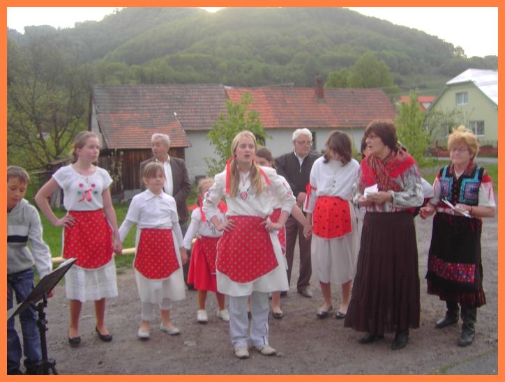máj  2009
